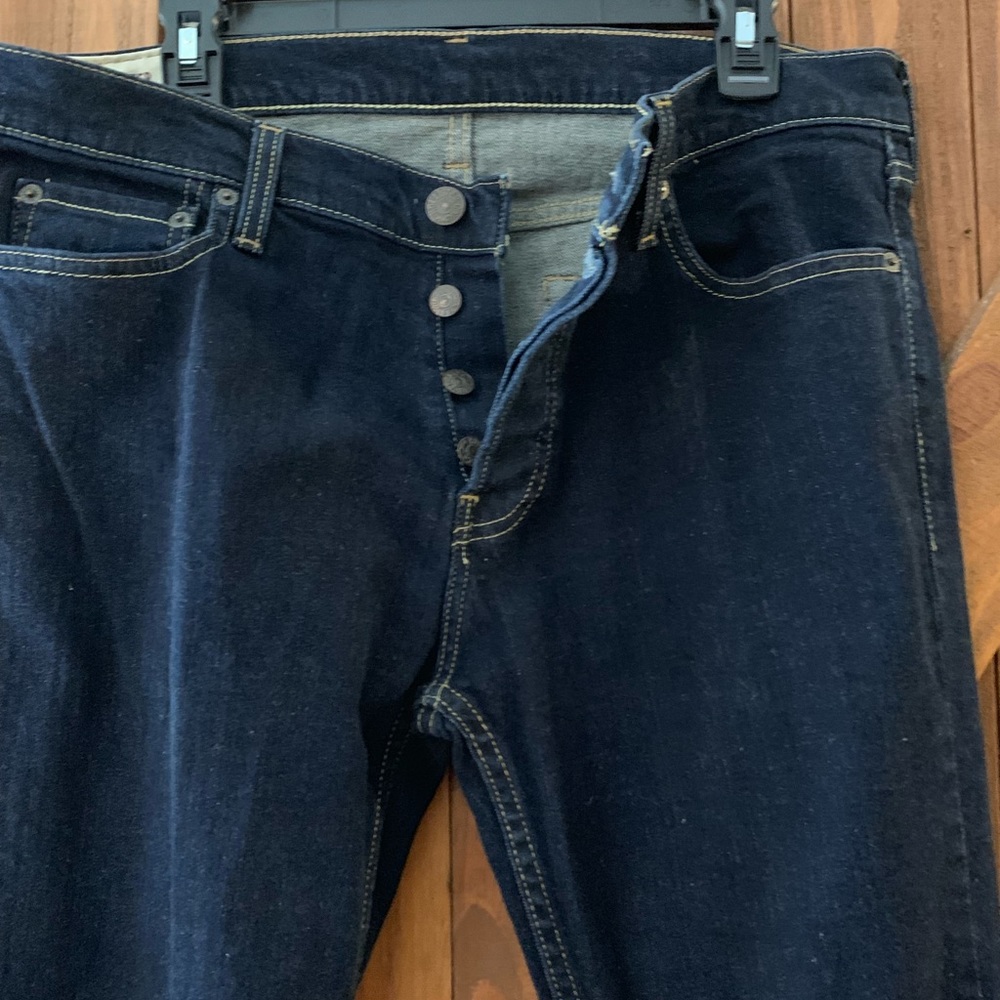 Hollister Men’s Botton Fly Strait Leg Jeans